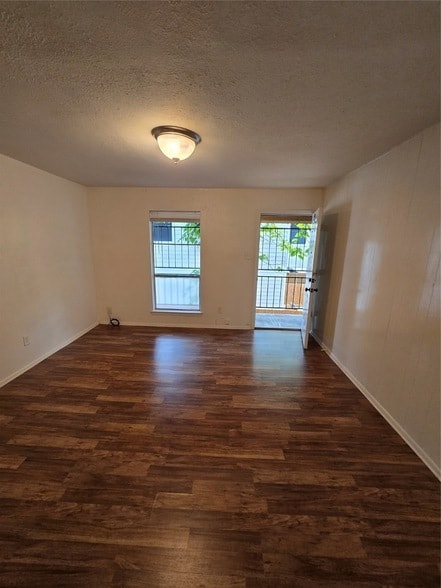 Photo - 2509 Birmingham Ave Unit 201