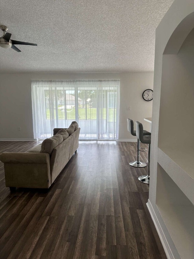 Photo - 3-Bedroom Home in Quiet Palm Bay