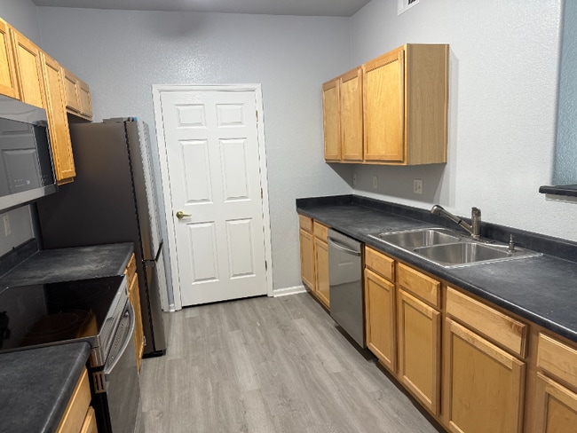 Photo - 15700 E Jamison Dr