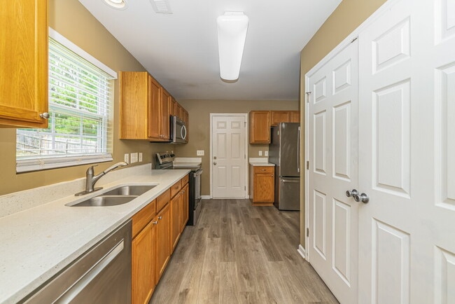 3408 Mogollon Ct