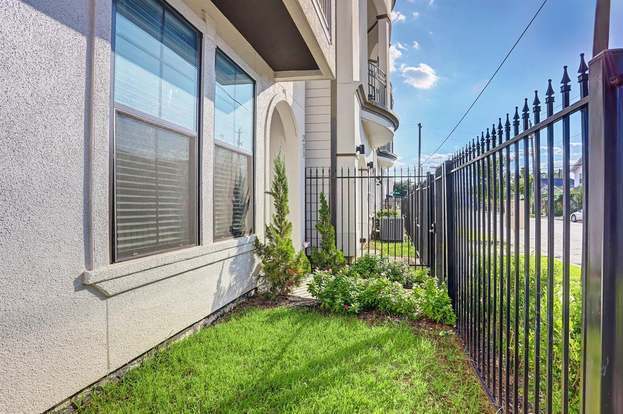 Photo - 211 Milby St