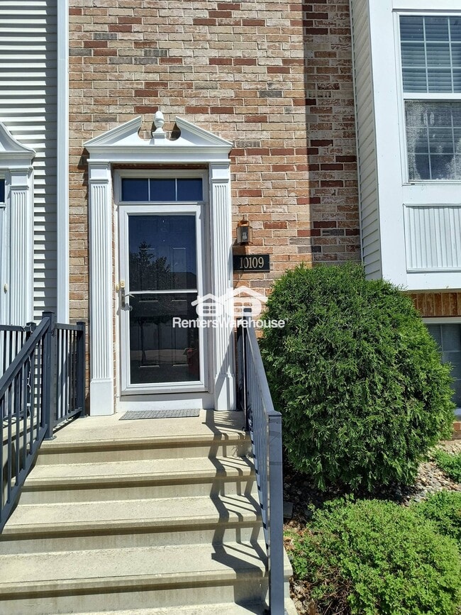 Building Photo - 10109 Indigo Dr