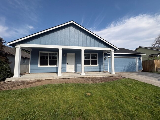 Building Photo - 1126 SW 33rd St