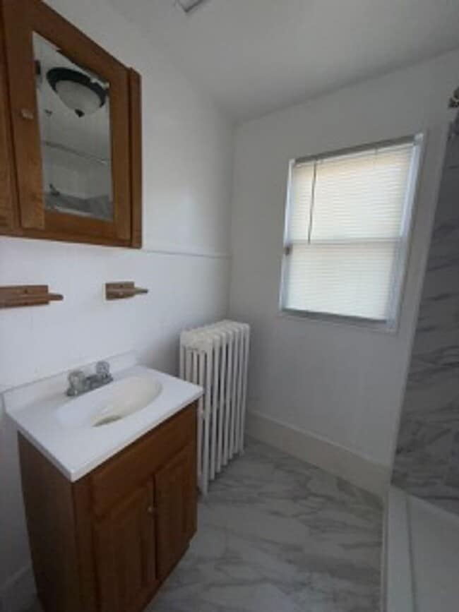 Photo - 321 E Price St Unit 1st flr rear