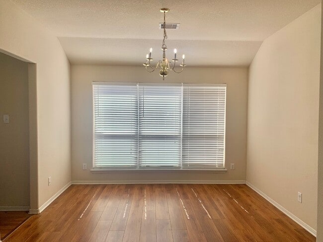 Photo - 18811 Elm Square Ct