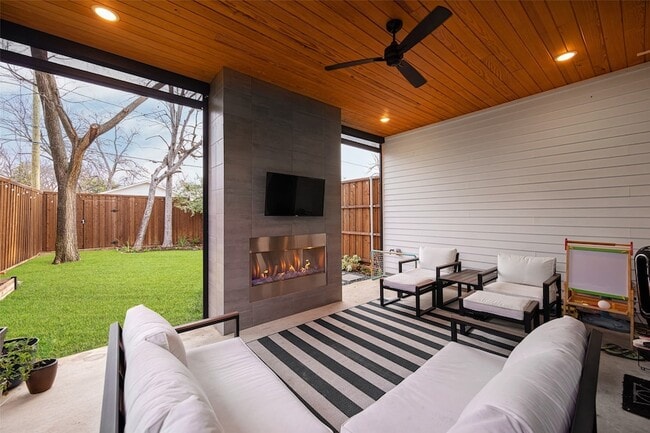 Photo - 416 Grandview Ave