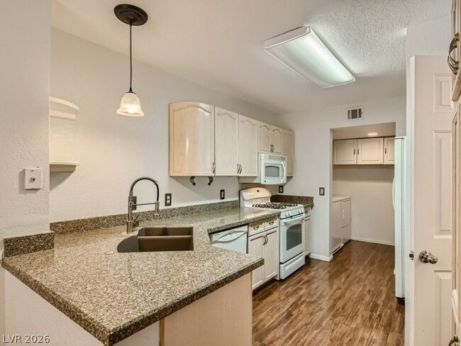 Photo - 1044 Grammy Dr