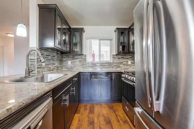 Photo - 821 N. Austin Ave