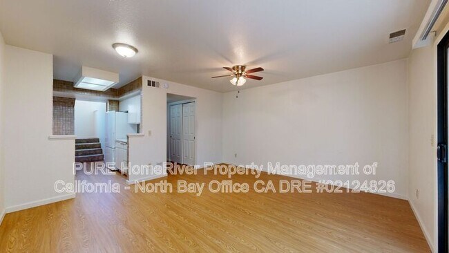 1887 Windmill Cir