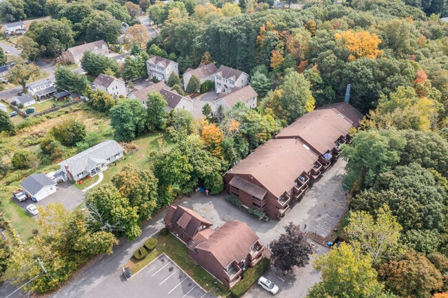 Building Photo - 1 Fairfield Ave Unit B3