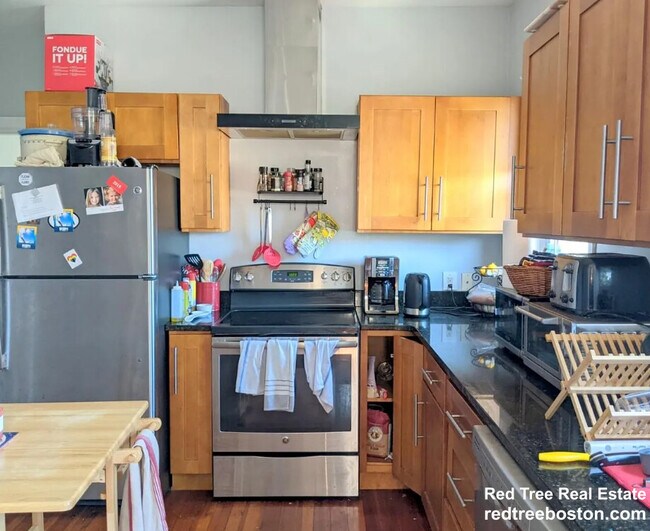 Photo - 41 Belknap St Unit 2