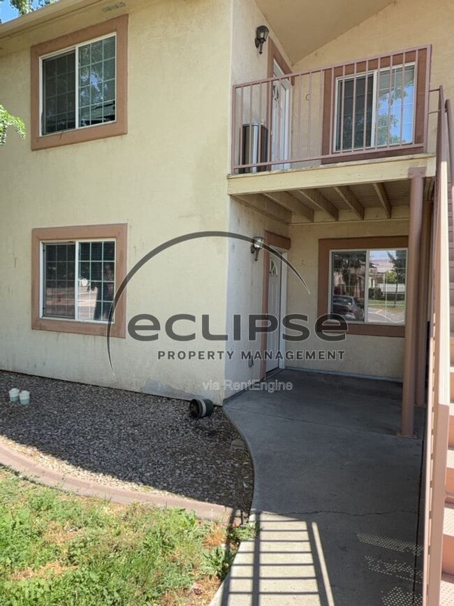 Building Photo - 493 Coronado Way Unit A