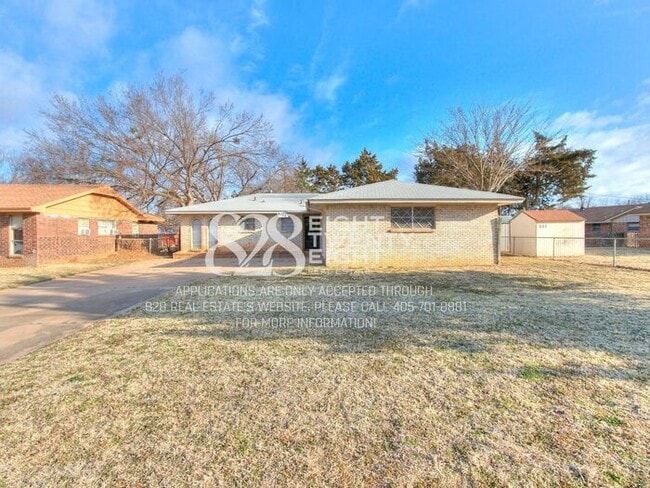 Photo - Midwest City 3 Bed/2 Bath House with Attached Two-Car Garage!