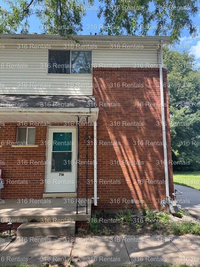 Building Photo - 716 Cottonwood Ln Unit 716 Cottonwood Ln Rental