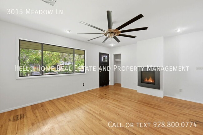 Photo - 3015 Meadow Ln