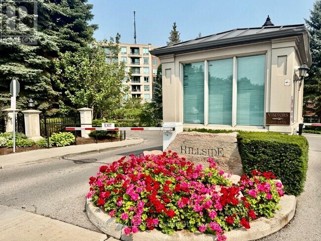 Photo - 28 William Carson Crescent Unit 115