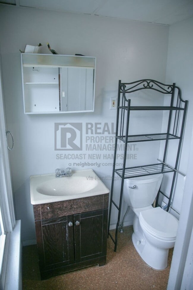Photo - 9 Beacon St Unit 3