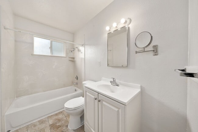 Photo - 6044 Marysville Blvd