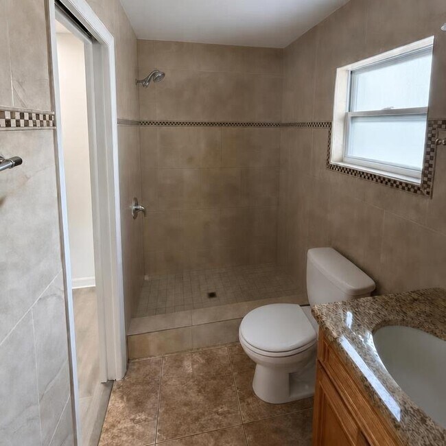 Photo - 4406 Elderberry Dr Unit A