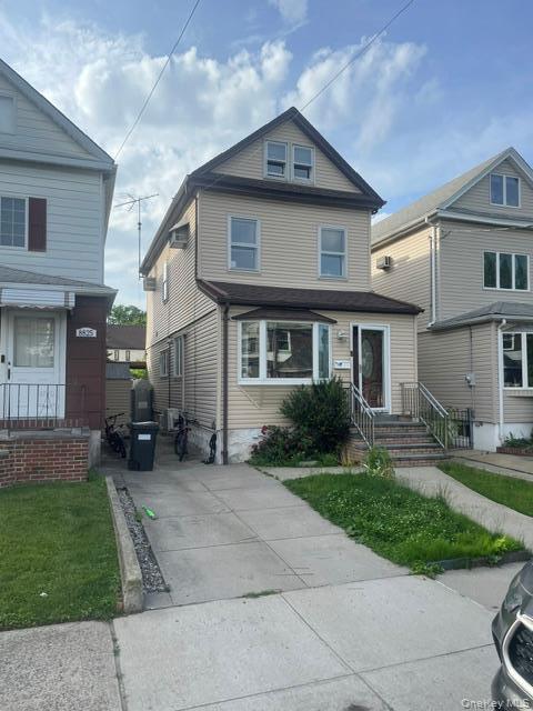 88-27 Aubrey Ave