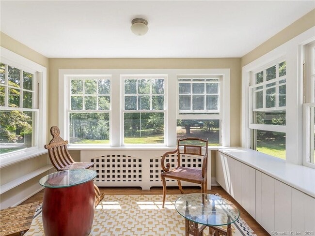 Photo - 33 Washington Ave