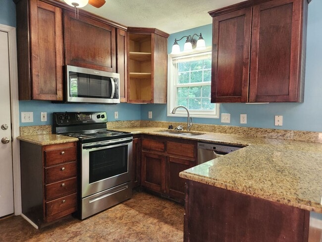 Photo - 1680 Barrywood Cir E