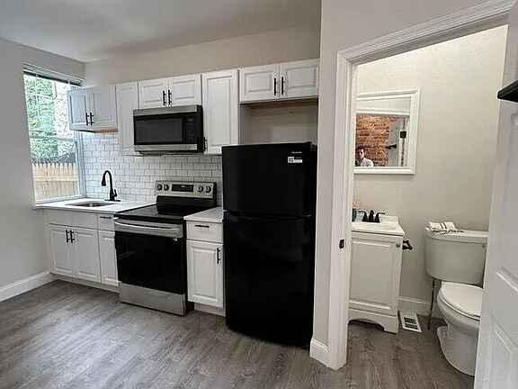 Photo - 3205 Latona St