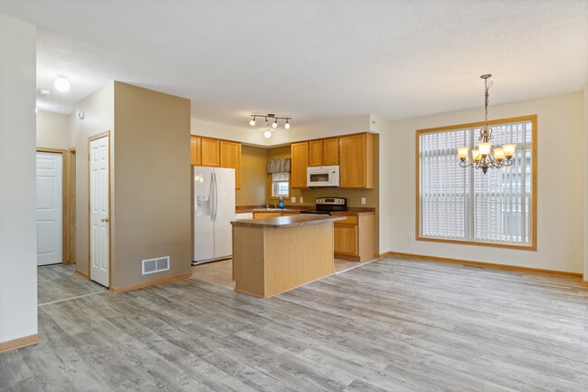 Photo - 14583 Olivine Ter NW