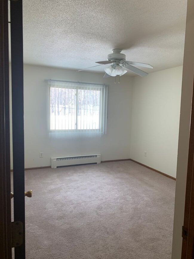 Photo - Phalen View Apartments