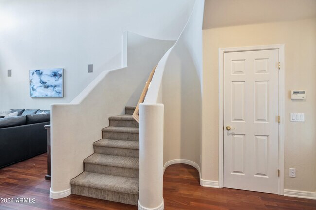 15240 N Clubgate Dr