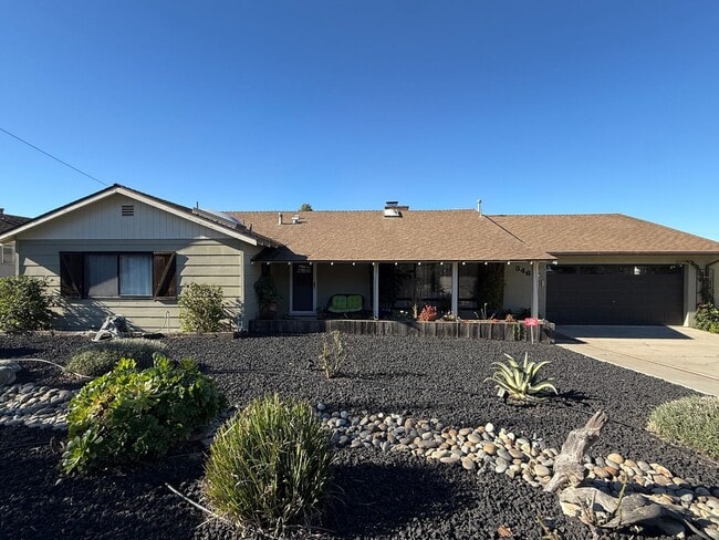 Photo - Stunning Fully Furnished 3 Bed-3 Bath Home with Den - Over 2300 Sq Ft.