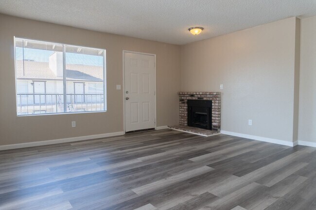 825 Capehart Ct Unit 825 Capehart Ct #B