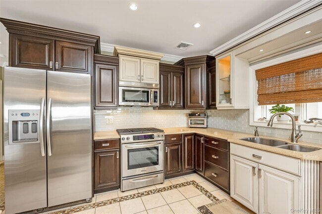 Photo - 1051 Oceanfront