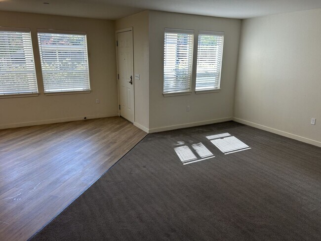 445 Southwest Blvd Unit 08