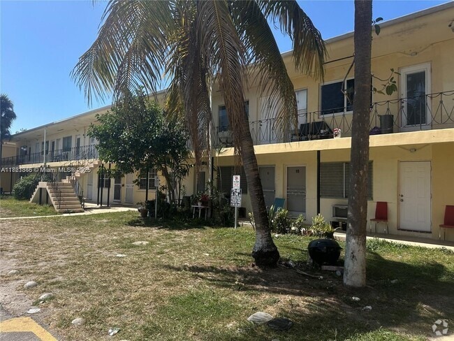 Building Photo - 70 NW 77th St Unit 7 Rental