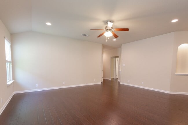 Photo - 11604 Yeadon Way