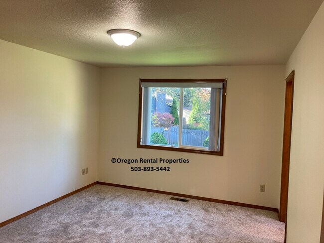 Photo - 2511 NE 161st Ave