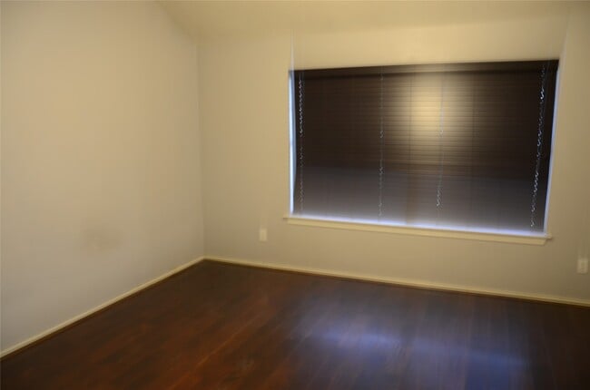 Photo - 21407 Pepperberry Trail