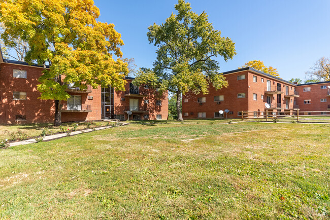 Building Photo - The Park On Montana Rental