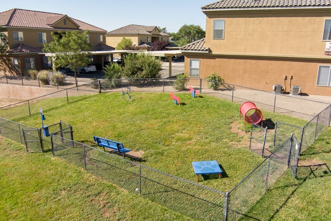 Via Vista Apartment Community