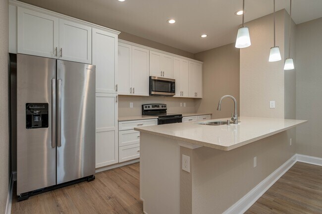 Photo - 1029 Oak Hammock