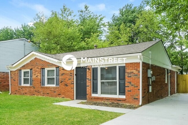 Photo - 3 Bedroom Pet-Friendly Home in LOUISVILLE, KY with Main Street Renewal