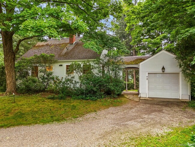 Photo - 84 Pound Ridge Rd