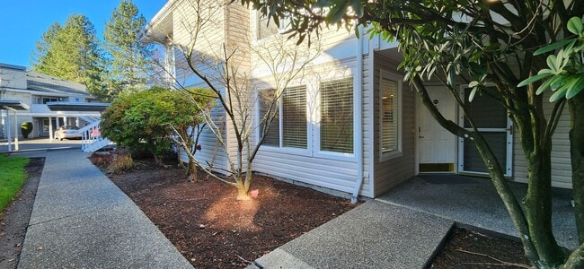 Photo - 3 bedroom 2 bath First Floor Condo in Lake Stevens $2395.00 Unit K103