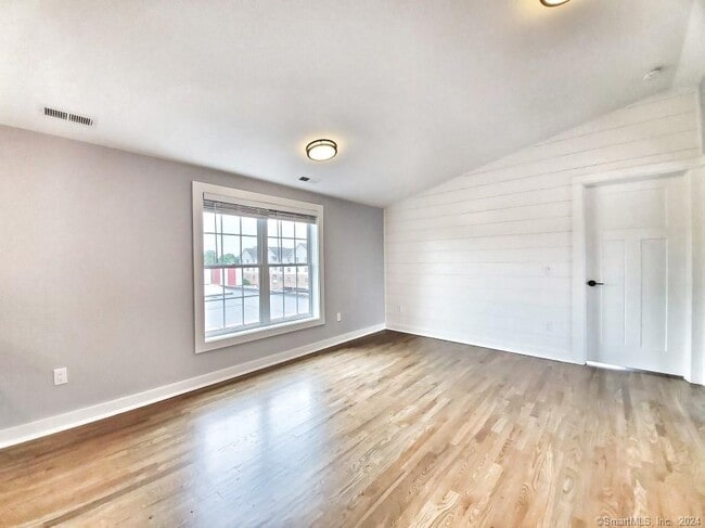 Photo - 5 Isaacs St Unit 3A