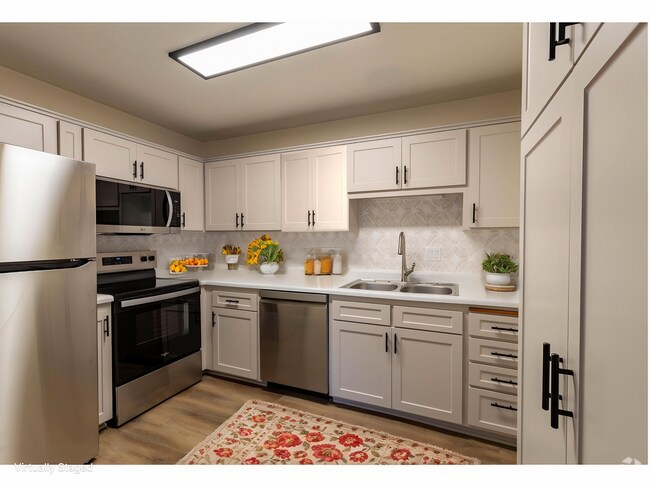 Building Photo - 5070 Division Ave Rental