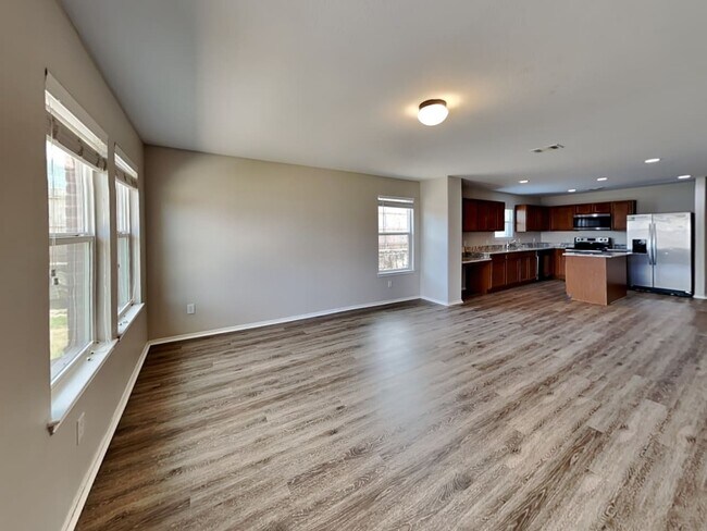 Photo - 602 Azalea Dr