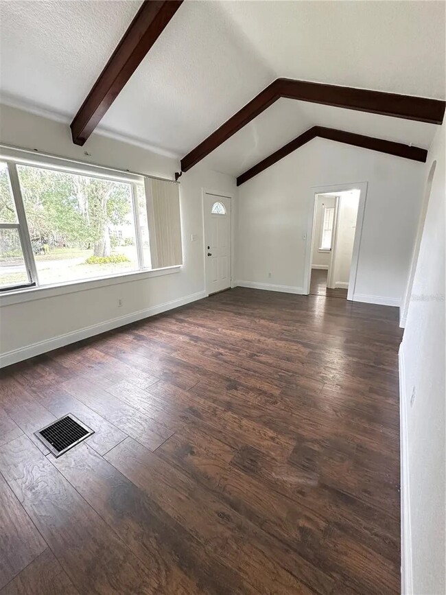 Photo - 1320 W Smith St