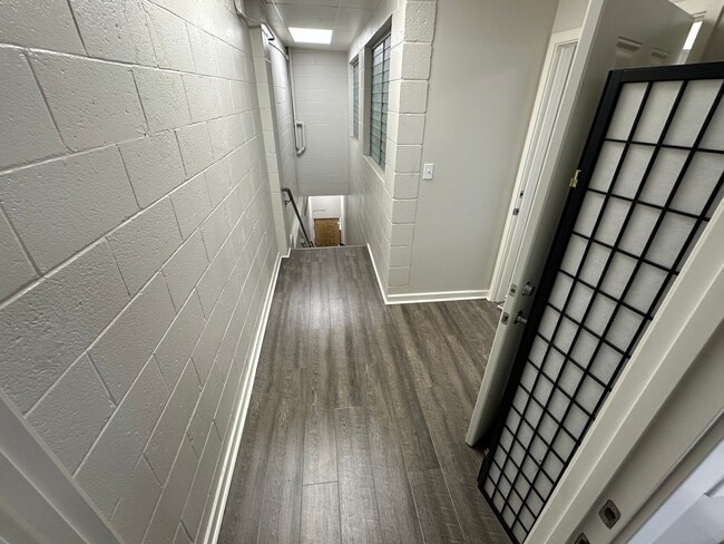 Photo - Roger and Darlene Wong Trust Unit A