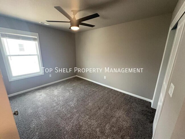 2308 Hazeltine Pl